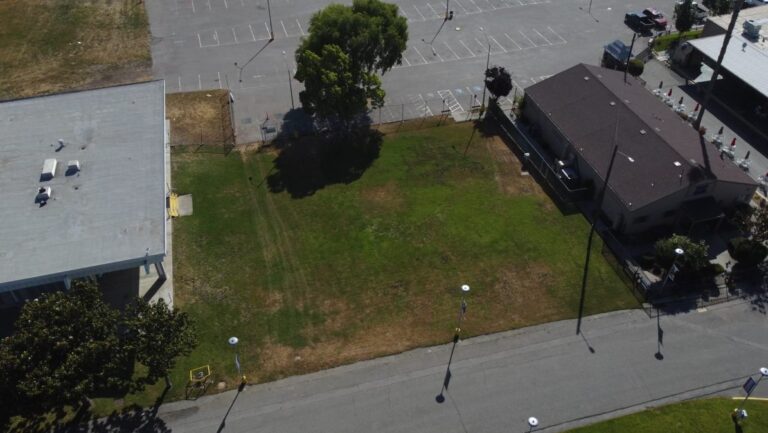 Lawn Between Turf Club and Fiesta